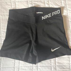 Black Nike Pros